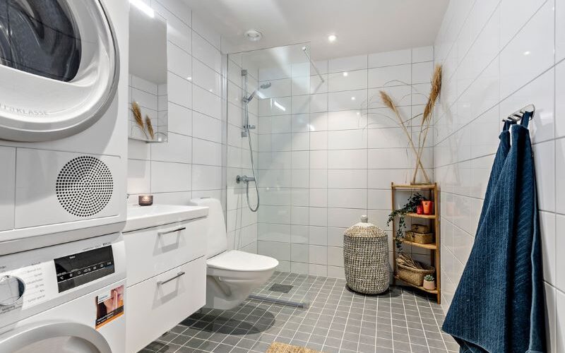 Renovering av badrum tvättstuga Teckomatorp Svalöv